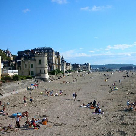 Best Western Plus Hostellerie Du Vallon Trouville-sur-Mer Exterior photo
