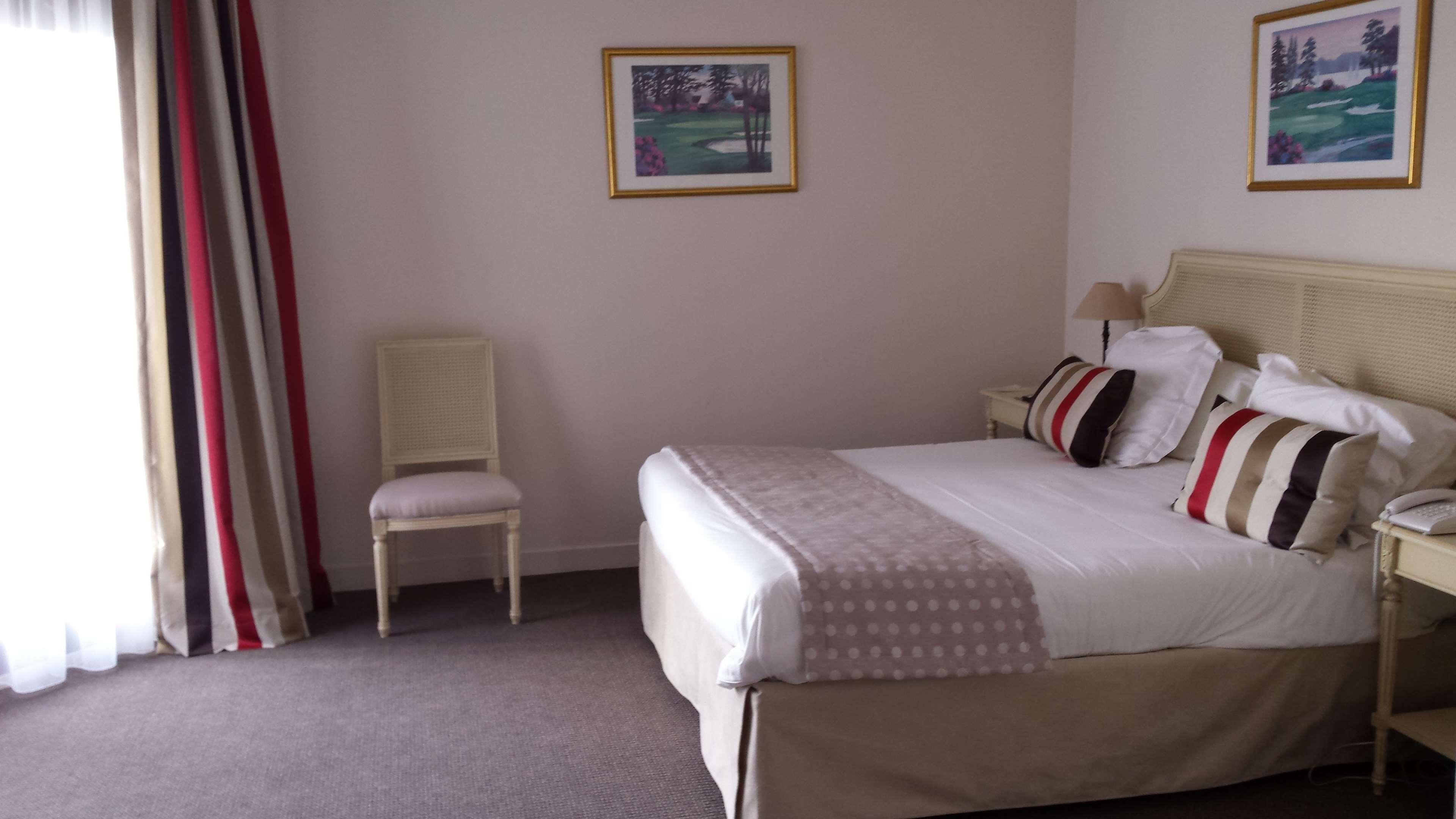 Best Western Plus Hostellerie Du Vallon Trouville-sur-Mer Exterior photo