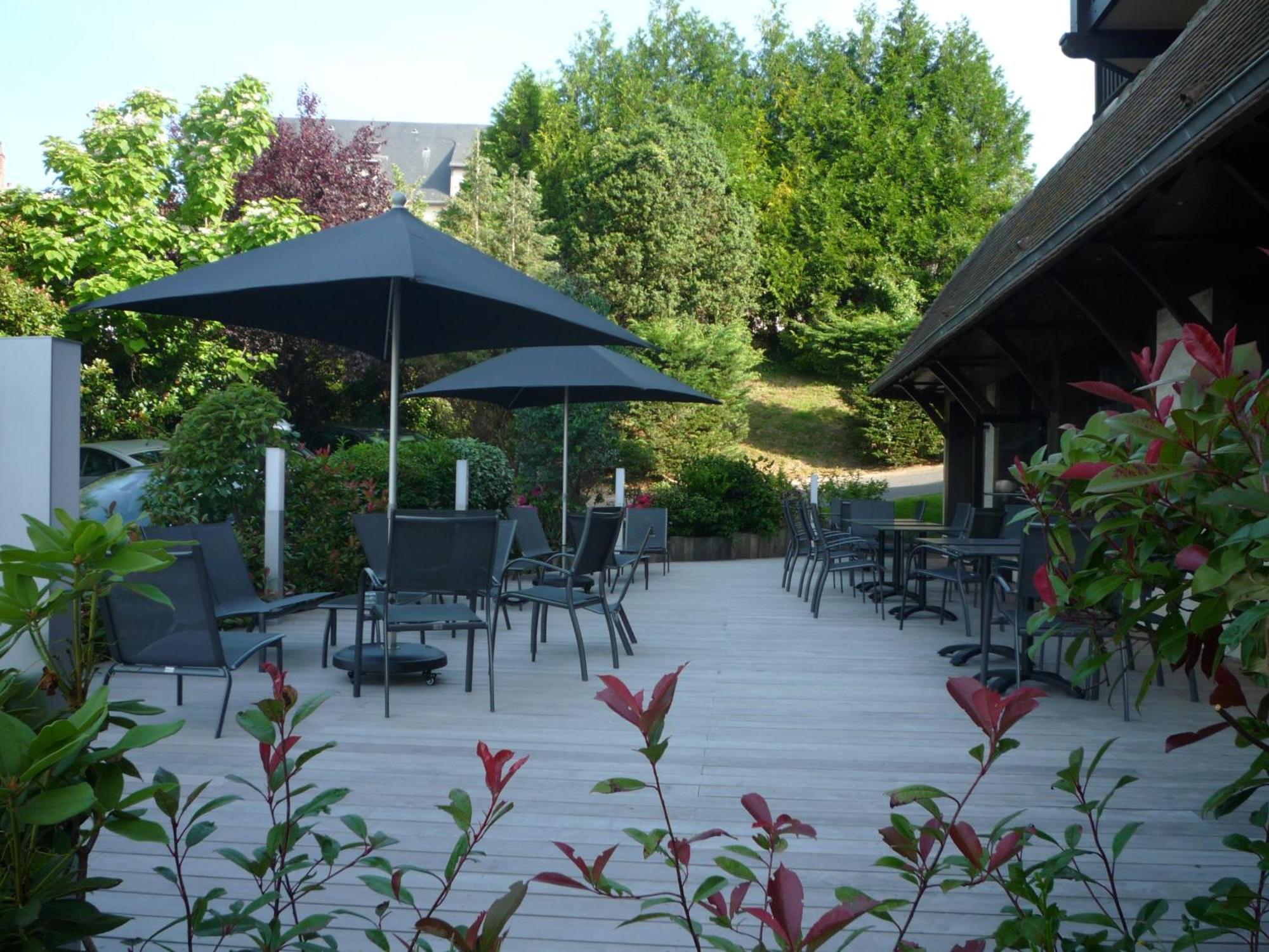 Best Western Plus Hostellerie Du Vallon Trouville-sur-Mer Exterior photo